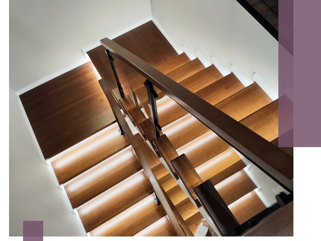 Изготовление П-образных лестниц под ключ в Энгельсе