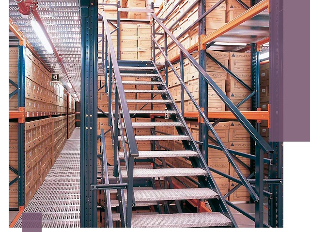 Лестницы складские прочные и безопасные под ключ в Энгельсе