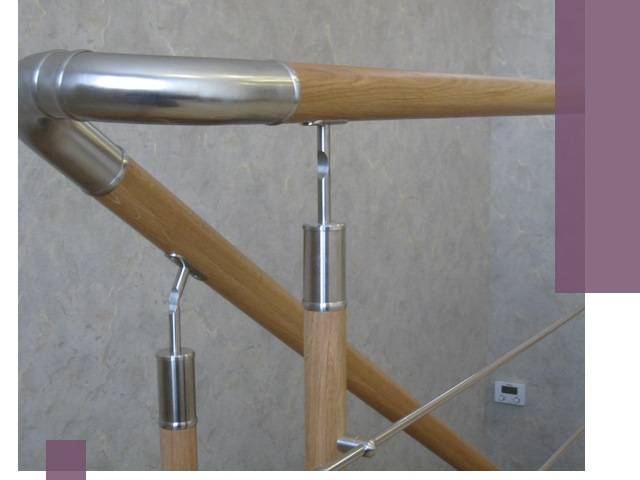 Комбинированные перила на заказ в Энгельсе — монтаж и производство