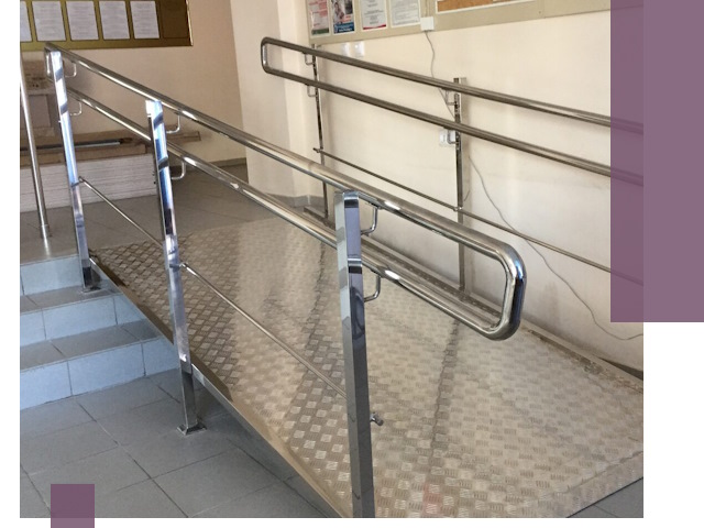 Перила для инвалидов в Энгельсе — надежные поручни и ограждения