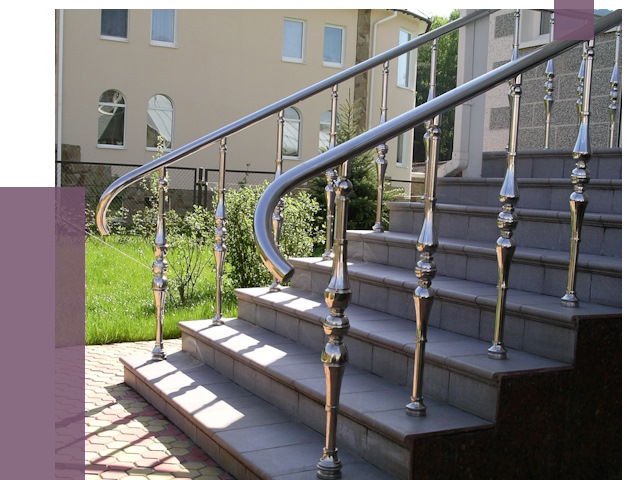 Перила для крыльца в Энгельсе от 11192 руб. — монтаж ПРОЛЁТ-Энг