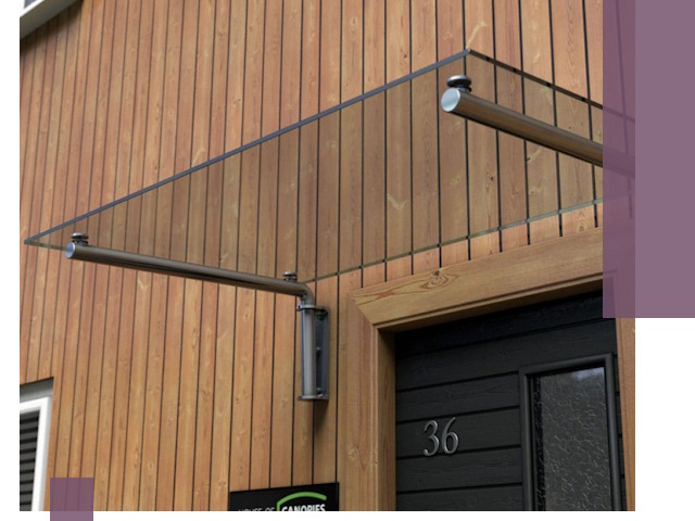 Стеклянные козырьки на входы и фасады в Энгельсе