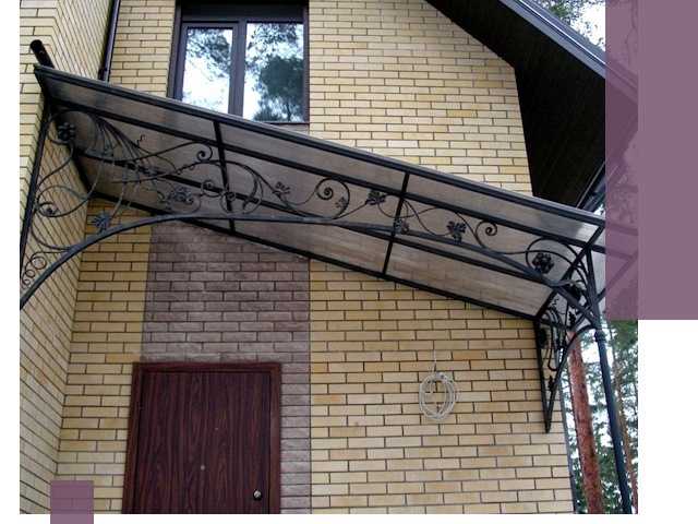 Односкатные козырьки из металла под ключ в Энгельсе