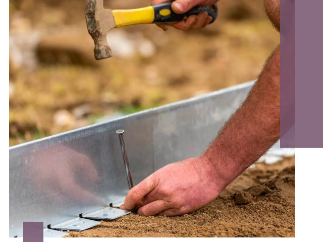 Монтаж металлических бордюров в Энгельсе быстро и качественно